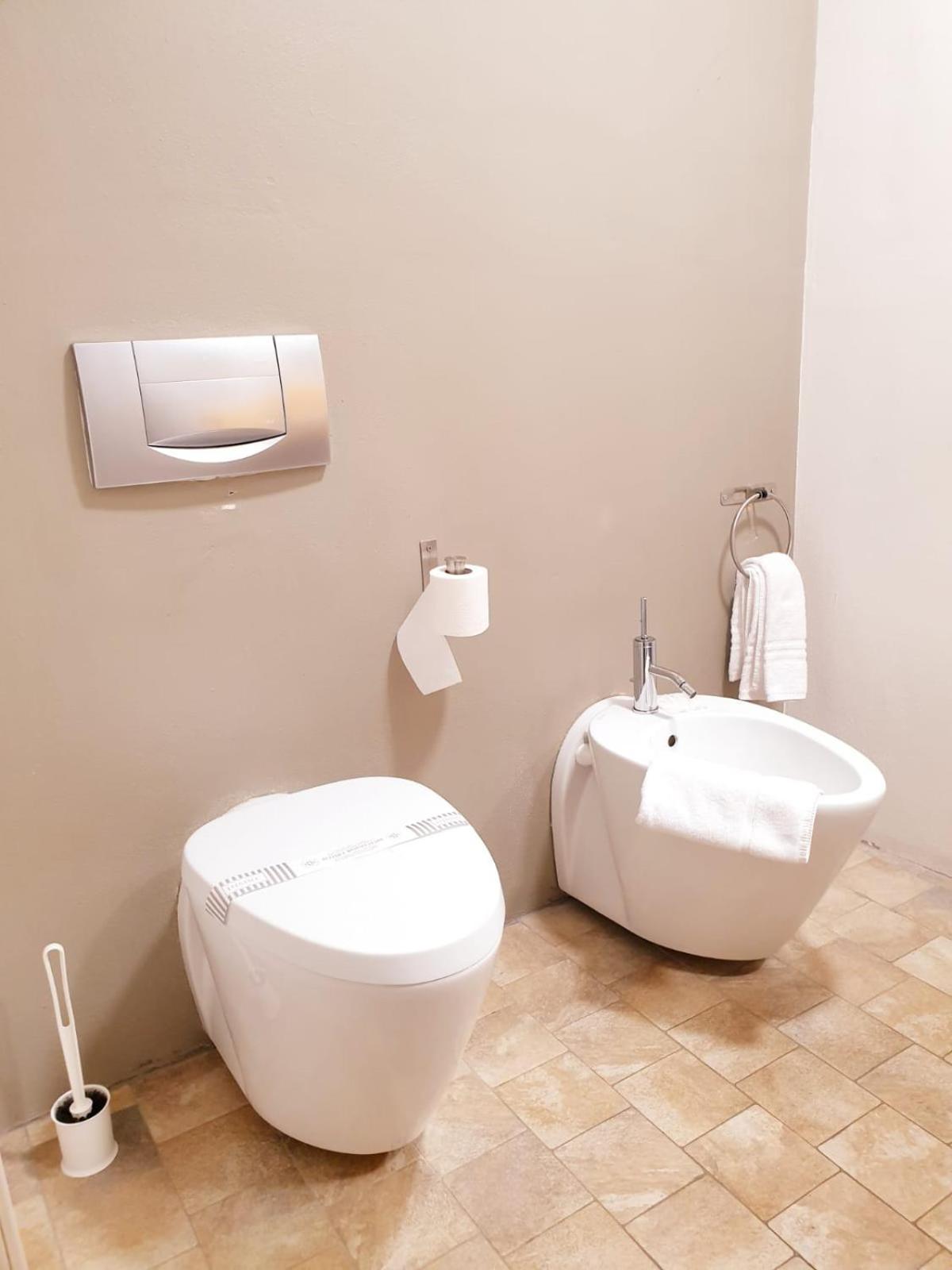 Hotel Aracoeli Orta San Giulio Bagian luar foto